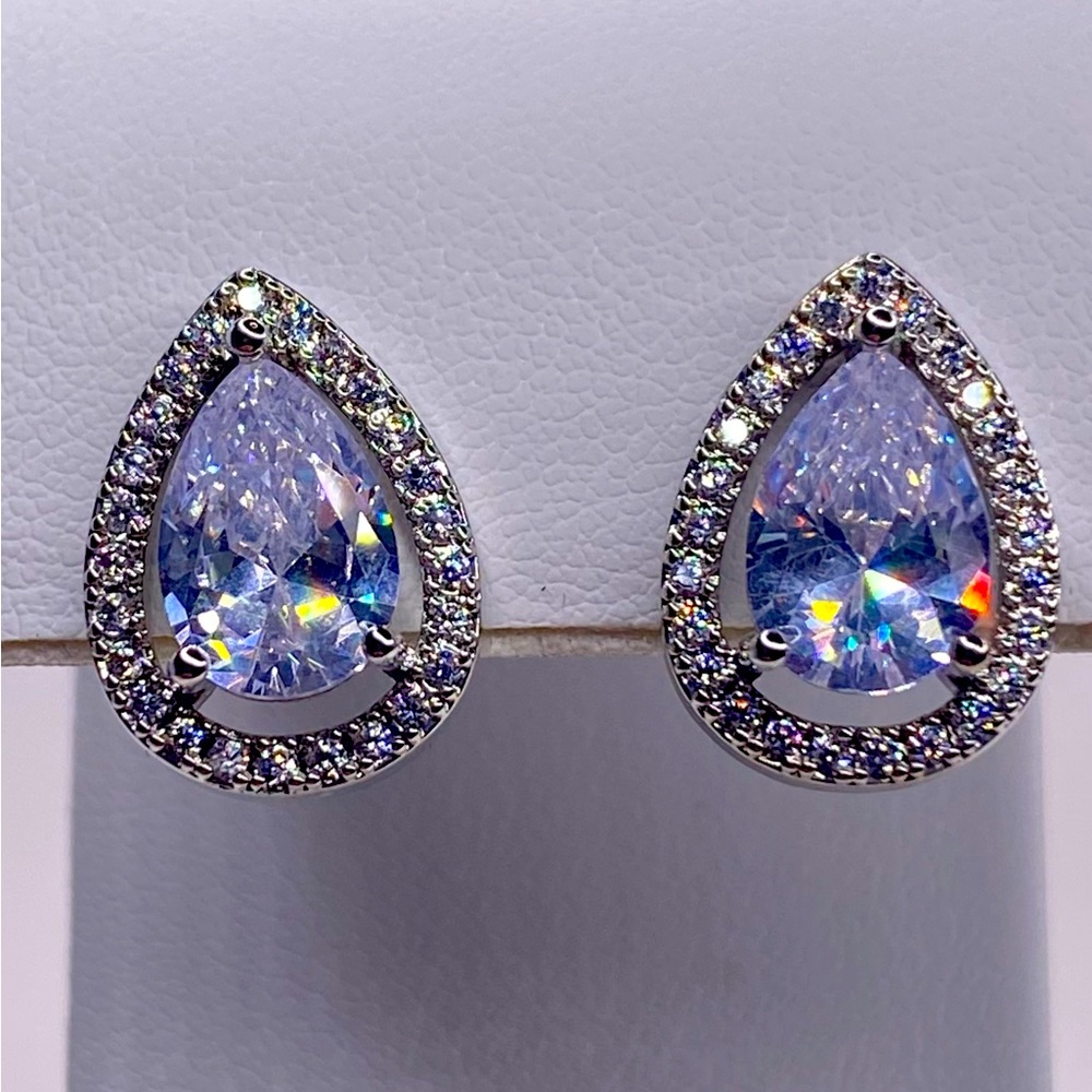 GORGEOUS STERLING SILVER SIMULATED DIAMOND EARRINGS